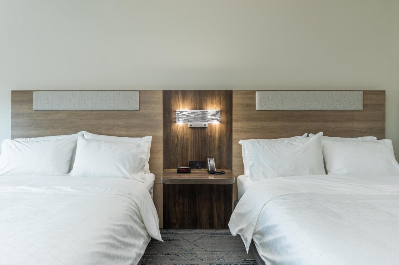 Holiday Inn Express & Suites Charlottesville By Ihg Exterior foto