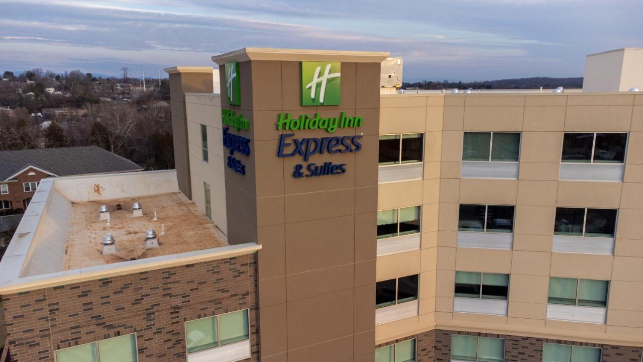 Holiday Inn Express & Suites Charlottesville By Ihg Exterior foto